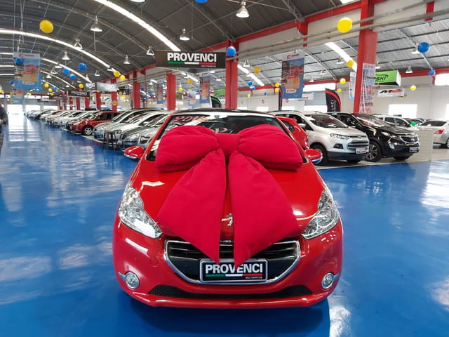 PEUGEOT 208 ALLURE BVA