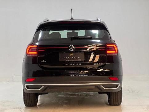 VOLKSWAGEN T CROSS HL TSI