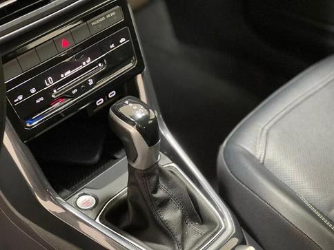 VOLKSWAGEN T CROSS HL TSI