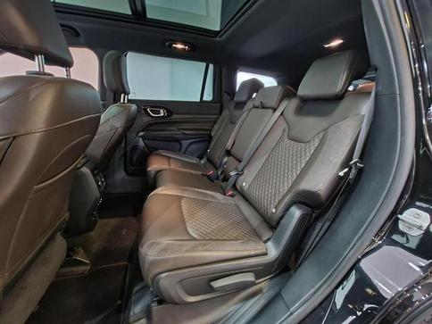 JEEP COMMANDER OVR T270