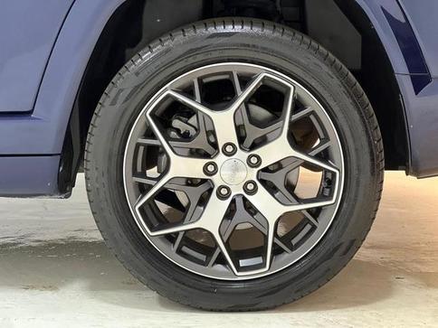 JEEP COMMANDER OVR T270