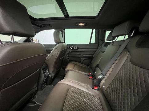 JEEP COMMANDER OVR T270