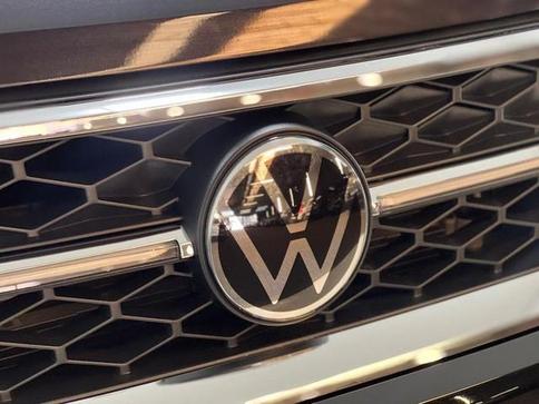 VOLKSWAGEN TAOS HL TSI