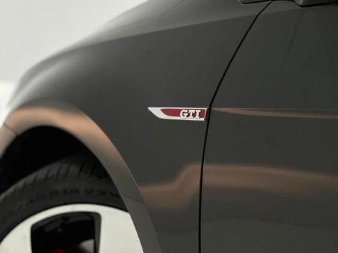 VOLKSWAGEN GOLF GTI AC