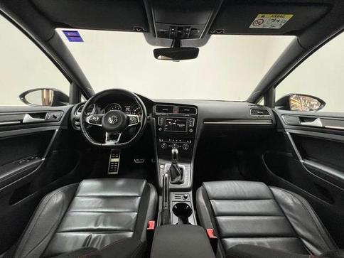 VOLKSWAGEN GOLF GTI AC