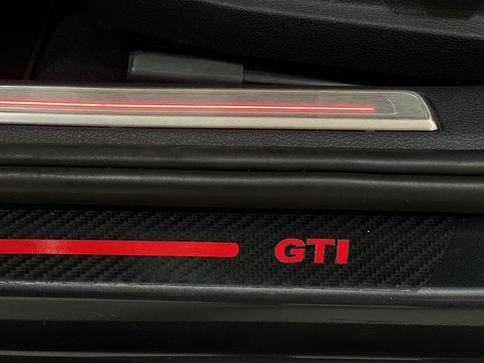 VOLKSWAGEN GOLF GTI AC