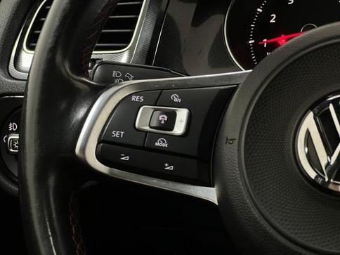 VOLKSWAGEN GOLF GTI AC
