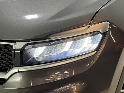 JEEP COMMANDER LIM TD380