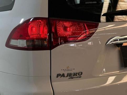 MITSUBISHI PAJERO 4X4 FLEX