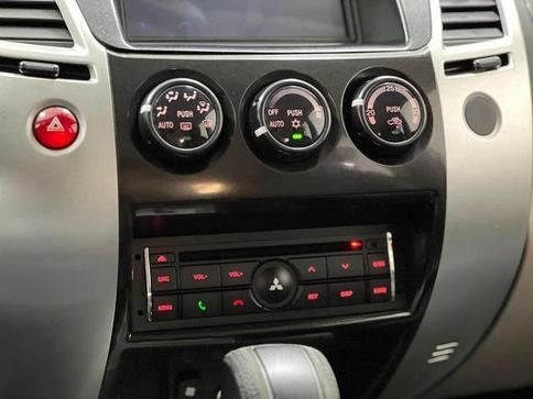 MITSUBISHI PAJERO 4X4 FLEX