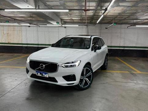 VOLVO XC60 T8 R-DESIGN