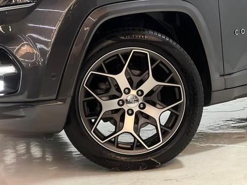 JEEP COMMANDER OVR T