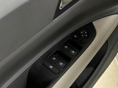 HYUNDAI HB20 PLATINUM PLUS 1.0 TB FLEX 12V AUT.