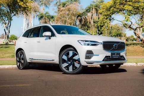 VOLVO XC60 T8 ULTIMATE