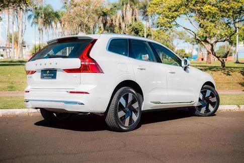 VOLVO XC60 T8 ULTIMATE