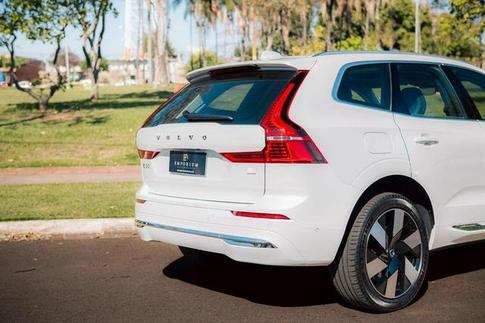 VOLVO XC60 T8 ULTIMATE