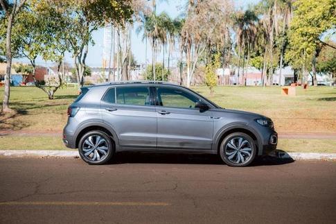VOLKSWAGEN T CROSS HL TSI