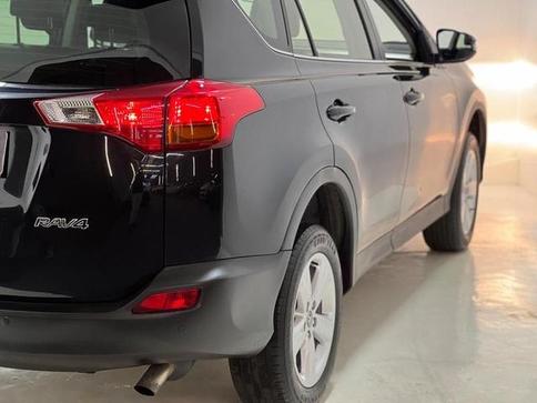 TOYOTA RAV4 4X2 20L