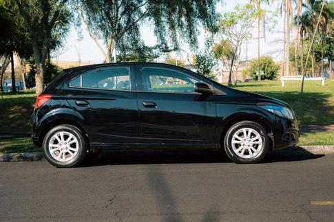CHEVROLET ONIX 1.4MT LTZ