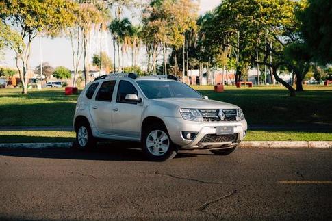 RENAULT DUSTER 20 D 4X2