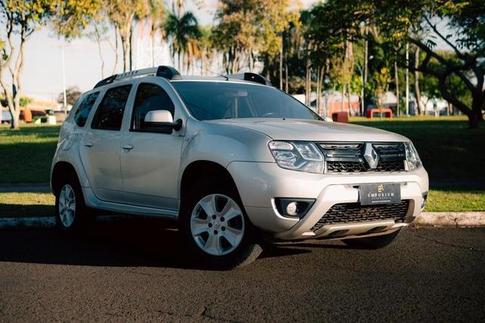 RENAULT DUSTER 20 D 4X2