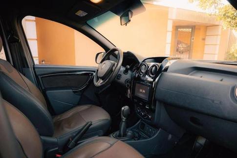 RENAULT DUSTER 20 D 4X2