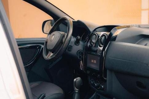 RENAULT DUSTER 20 D 4X2