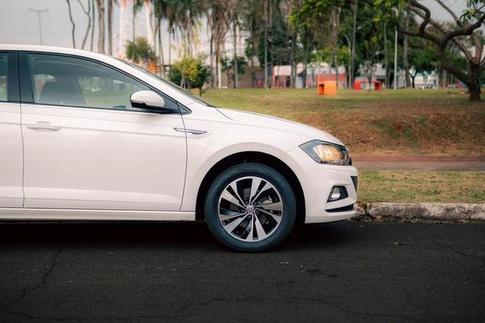 VOLKSWAGEN POLO CL ADA
