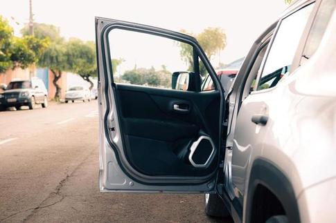 JEEP RENEGADE SPORT AT