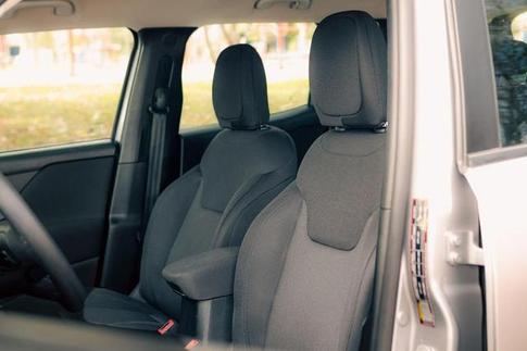 JEEP RENEGADE SPORT AT