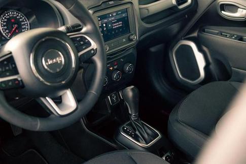 JEEP RENEGADE SPORT AT