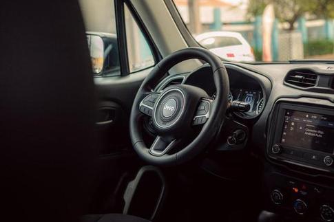 JEEP RENEGADE SPORT AT