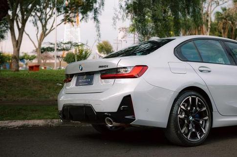 BMW 320I M SPORT FLEX