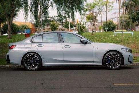 BMW 320I M SPORT FLEX