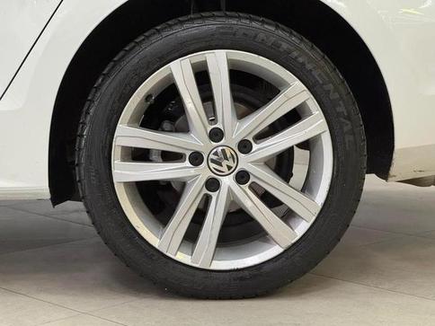 VOLKSWAGEN JETTA HIGHLINE TIPTRONIC 2.0 TSI AUT.