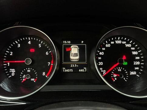 VOLKSWAGEN JETTA HIGHLINE TIPTRONIC 2.0 TSI AUT.