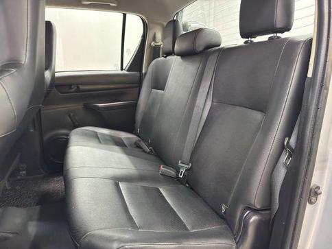 TOYOTA HILUX CD 4X4 2.8 DIESEL MEC.