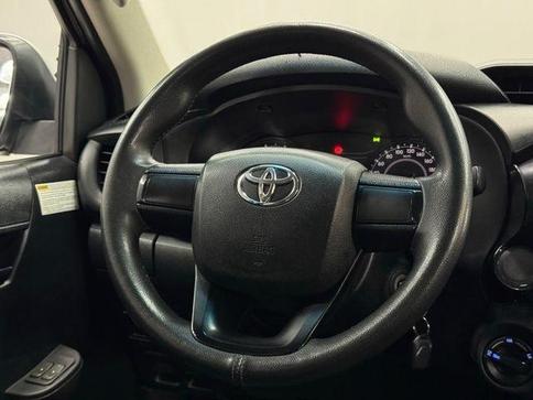 TOYOTA HILUX CD 4X4 2.8 DIESEL MEC.