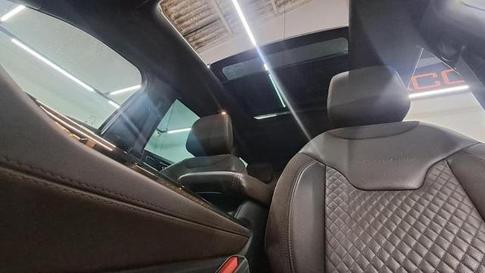 JEEP COMMANDER OVERLAND TD380 4X4 TURBO DIESEL