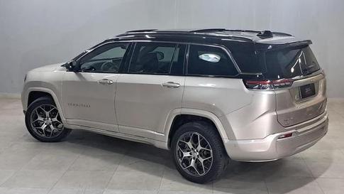 JEEP COMMANDER OVERLAND TD380 4X4 TURBO DIESEL