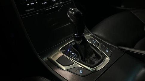 HYUNDAI AZERA SEDAN-AT 3.0 V-6 24V 4P