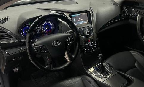 HYUNDAI AZERA SEDAN-AT 3.0 V-6 24V 4P
