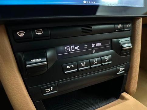 PORSCHE BOXSTER 2.9