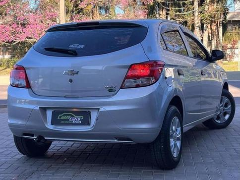 CHEVROLET ONIX 1.0MT LS