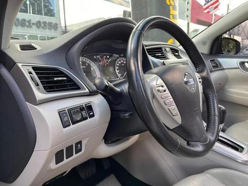 NISSAN SENTRA UNIQUE