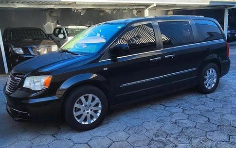 CHRYSLER TOWN & COUNTRY 3.6 V6 AUT