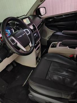 CHRYSLER TOWN & COUNTRY 3.6 V6 AUT