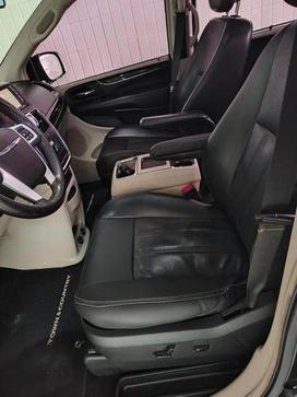 CHRYSLER TOWN & COUNTRY 3.6 V6 AUT