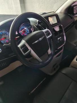 CHRYSLER TOWN & COUNTRY 3.6 V6 AUT