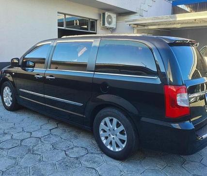 CHRYSLER TOWN & COUNTRY 3.6 V6 AUT